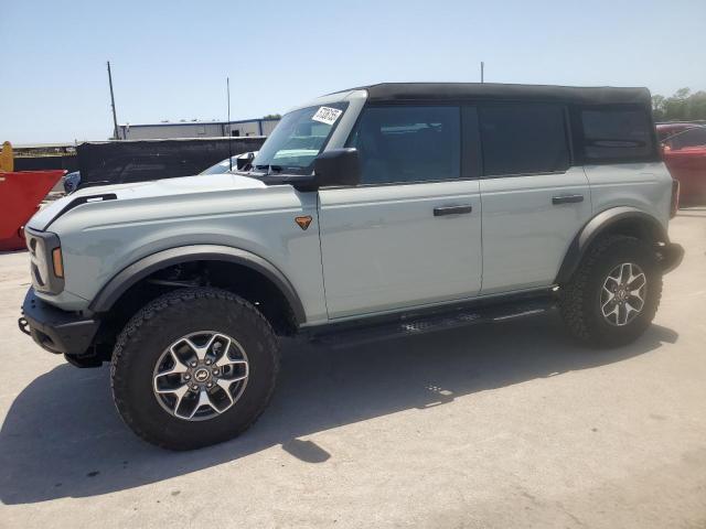  Salvage Ford Bronco