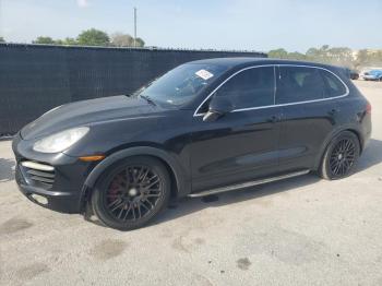  Salvage Porsche Cayenne