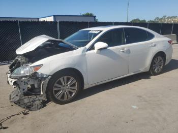  Salvage Lexus Es