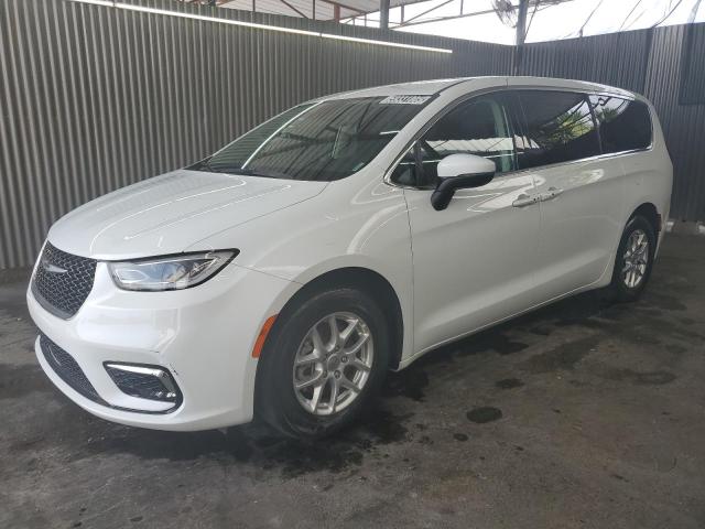  Salvage Chrysler Pacifica