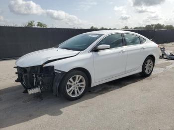  Salvage Chrysler 200