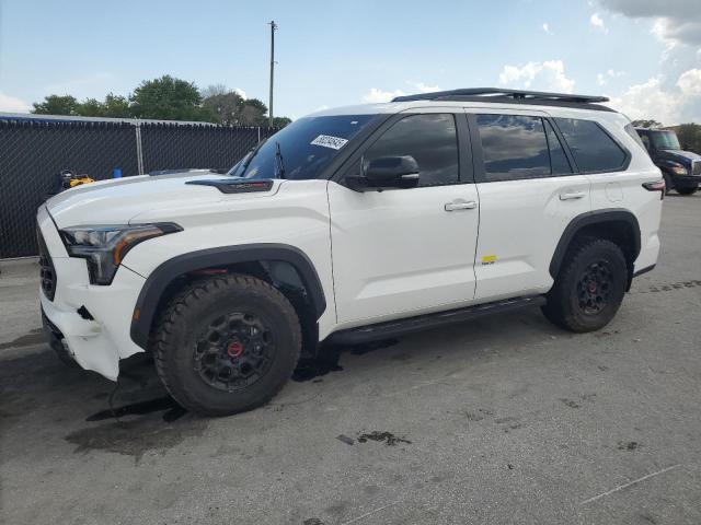  Salvage Toyota Sequoia