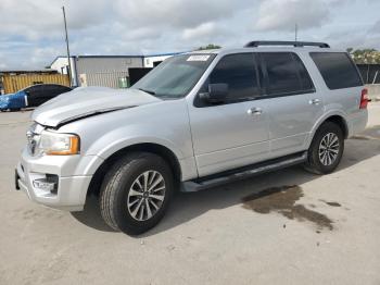  Salvage Ford Expedition
