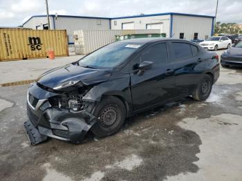  Salvage Nissan Versa