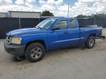  Salvage Dodge Dakota