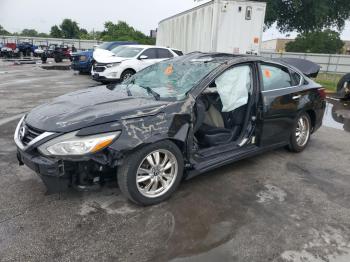 Salvage Nissan Altima