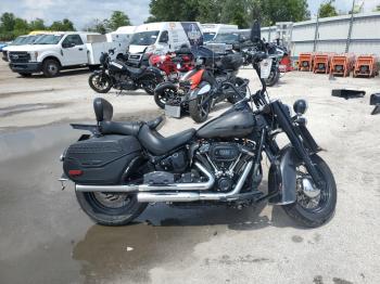 Salvage Harley-Davidson Flhcs