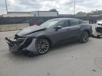  Salvage Toyota Crown Xle