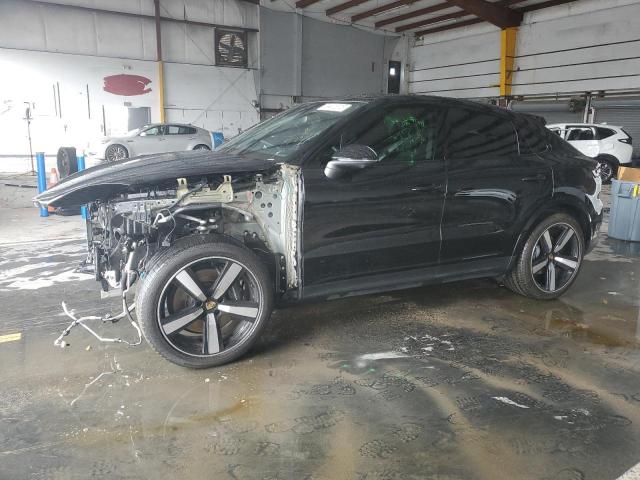  Salvage Porsche Cayenne