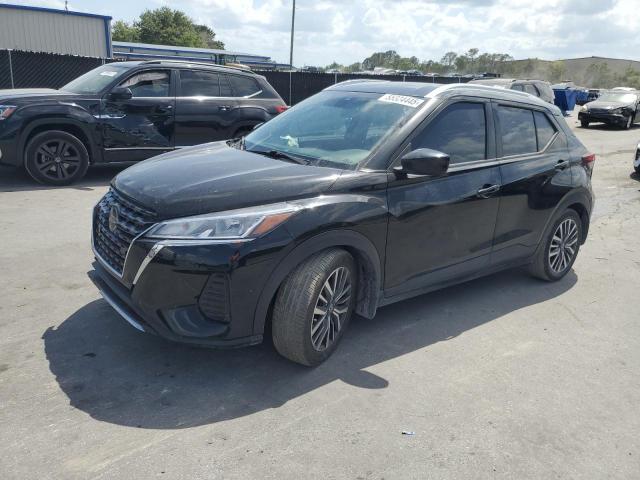  Salvage Nissan Kicks