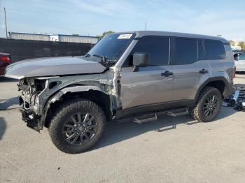  Salvage Toyota Land Cruis