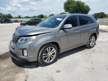  Salvage Kia Sorento
