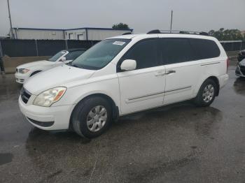  Salvage Hyundai Entourage