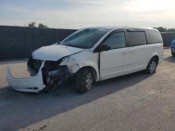  Salvage Chrysler Minivan