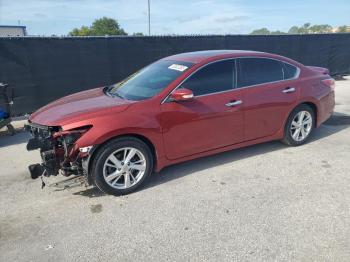 Salvage Nissan Altima