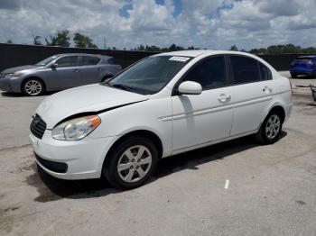  Salvage Hyundai ACCENT