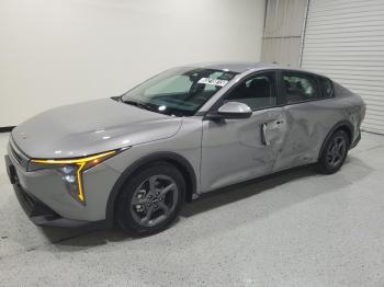  Salvage Kia K4 Lx