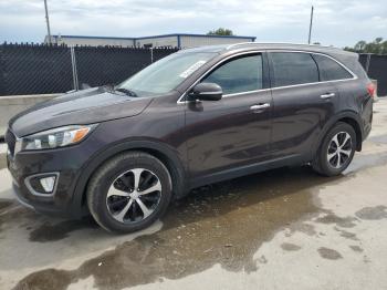  Salvage Kia Sorento