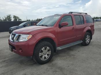  Salvage Nissan Pathfinder