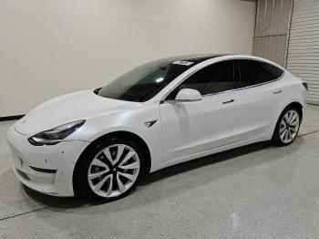  Salvage Tesla Model 3