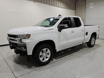  Salvage Chevrolet Silverado C1500 Lt