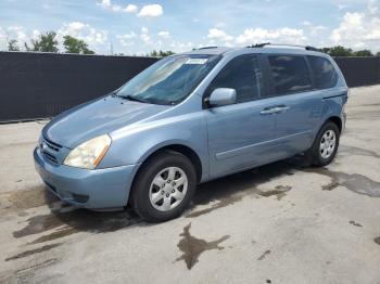  Salvage Kia Sedona