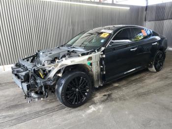  Salvage Kia Stinger
