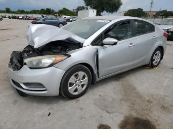  Salvage Kia Forte