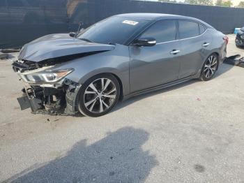  Salvage Nissan Maxima