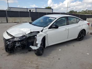  Salvage Nissan Altima