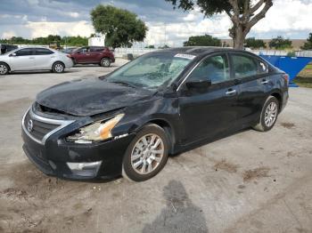  Salvage Nissan Altima