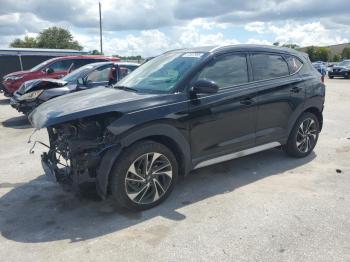  Salvage Hyundai TUCSON