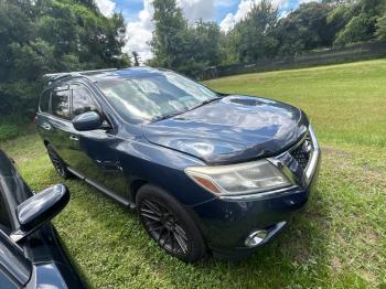  Salvage Nissan Pathfinder