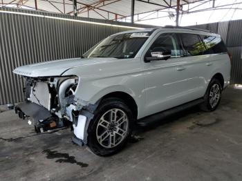  Salvage Ford Expedition