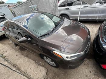 Salvage Kia Forte