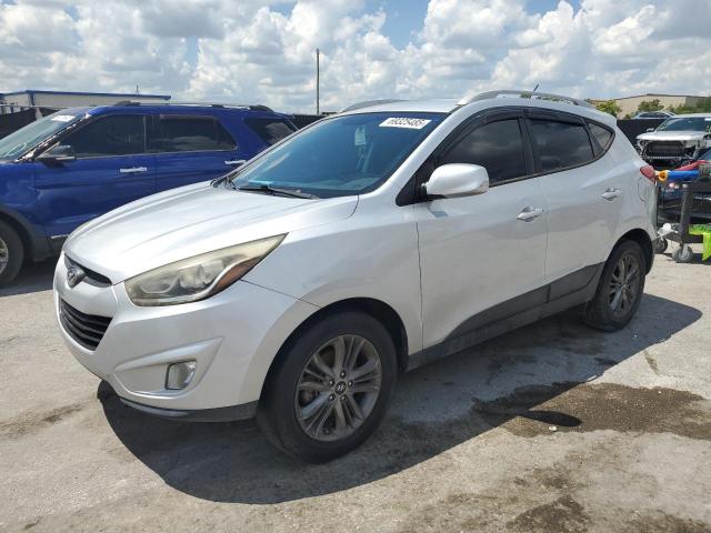  Salvage Hyundai TUCSON