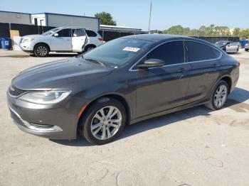  Salvage Chrysler 200