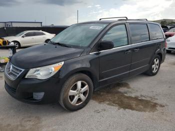  Salvage Volkswagen Routan