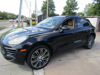  Salvage Porsche Macan