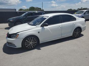  Salvage Volkswagen Jetta