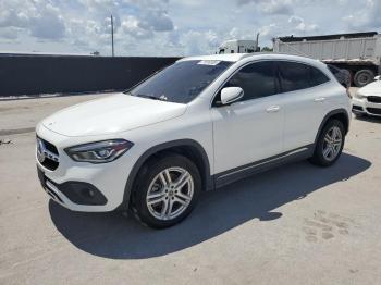  Salvage Mercedes-Benz GLA