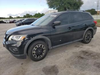  Salvage Nissan Pathfinder