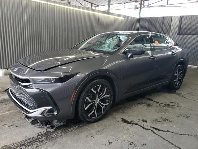  Salvage Toyota Crown Xle