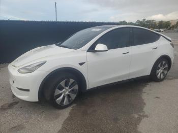  Salvage Tesl Model Y