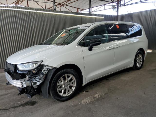  Salvage Chrysler Pacifica