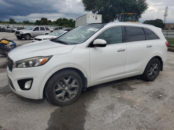  Salvage Kia Sorento