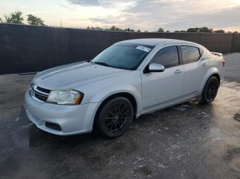  Salvage Dodge Avenger
