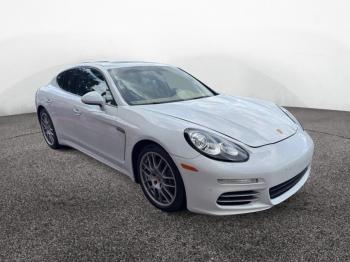  Salvage Porsche Panamera