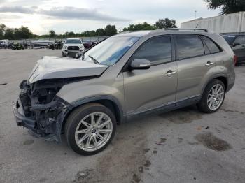  Salvage Kia Sorento