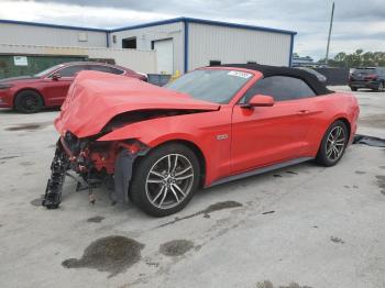  Salvage Ford Mustang